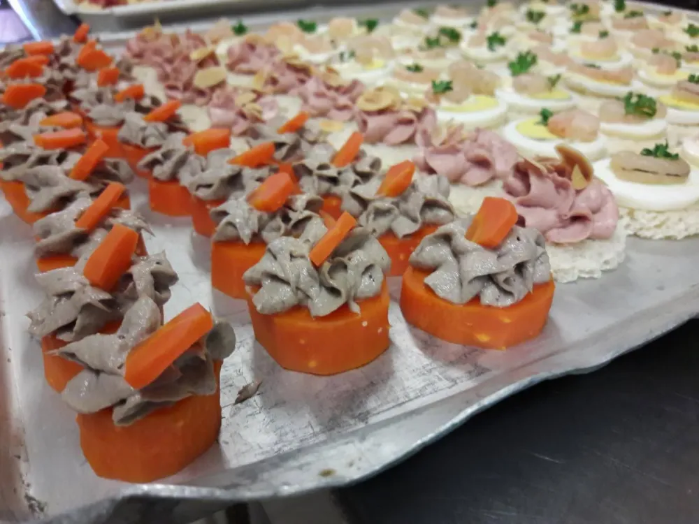 grand buffet